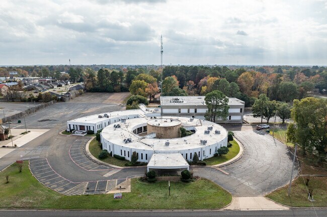 Plus de détails pour Premiere Corp. Campus | Bowie County, TX – Bureau aux enchères, Texarkana, TX